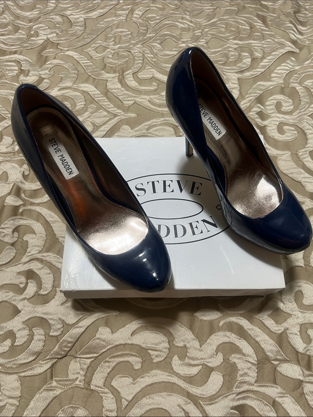 Steve Madden Navy Patent Pointed-Toe Stiletto Pumps